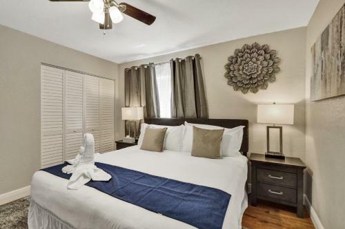 Private Pool Beautiful Updated 4br Home 2bth