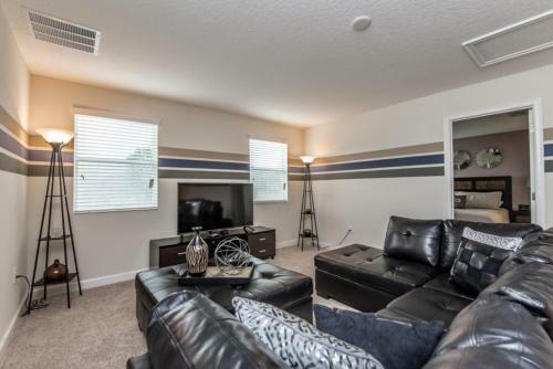 Moonvalley Villa #230708