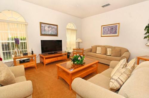 Have Fun Splendid Gold Pool Homes