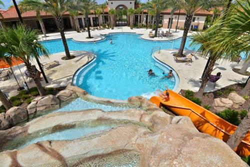 Spacious And Gorgeous Single Home With Game Room St5148