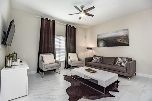 Moon Valley Townhome #230733 Townhouse