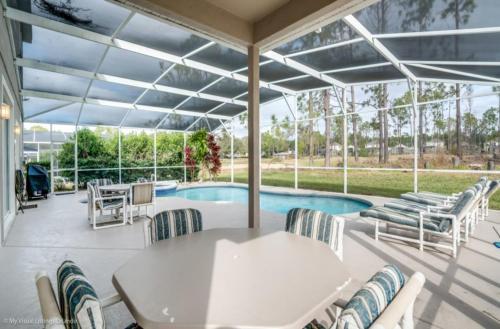 Plymouth Large Pool Home Next To Disney World