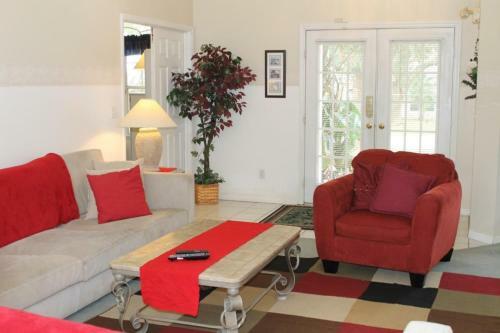California Boulevard Villa 327