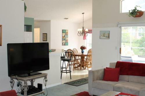 California Boulevard Villa 327