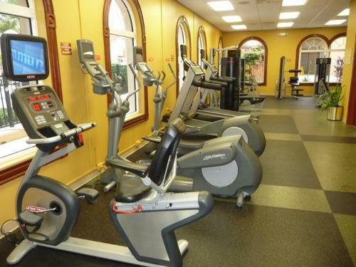 4 Bed 3.5 Bath Townhome In Regal Palms Resort