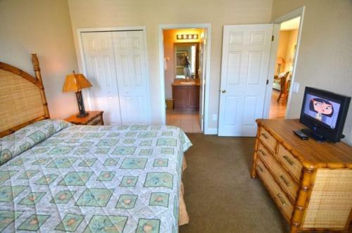 4 Bed 3.5 Bath Townhome In Regal Palms Resort