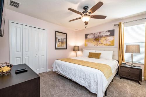 Nine-bedroom Villa 1308