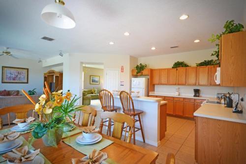 Windwood Bay 215185