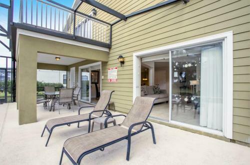 Multiple Vacation Homes In A Golf Resort And Private Pool