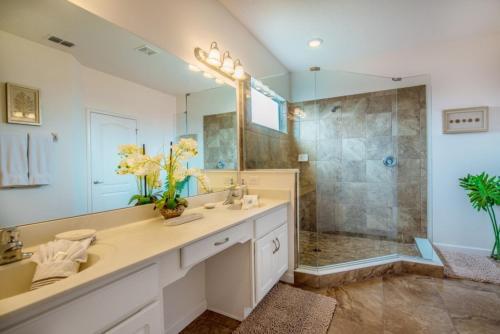 Oaktree Villa #230894