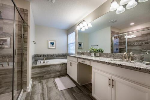 Six-bedroom Champions Villa 6261