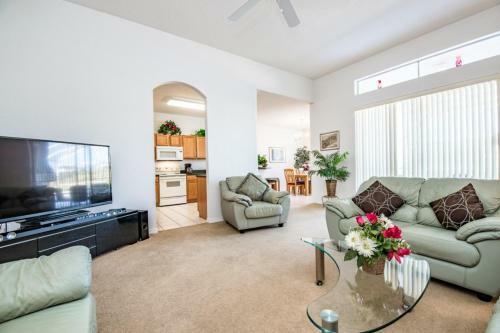Birkdale Villa #230906