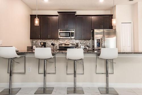 Villa Four Bedroom On Moon Valley 2951e
