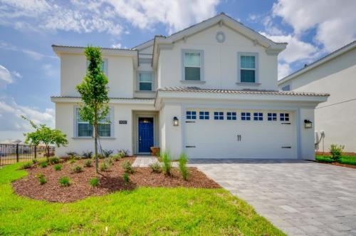 Six-bedroom Villa 9051
