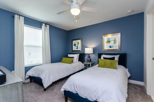 Six-bedroom Villa 9051