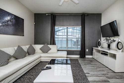 Four-bedroom Villa 1590
