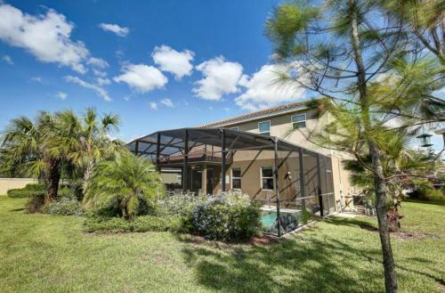 Palm Retreat Villa