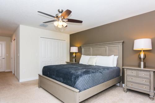 Modern Vacation Single Home With Themed Bedrooms Cg1593