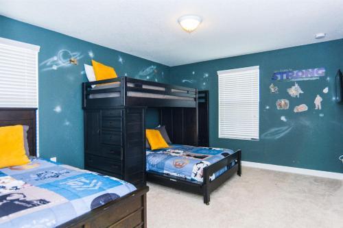 Modern Vacation Single Home With Themed Bedrooms Cg1593