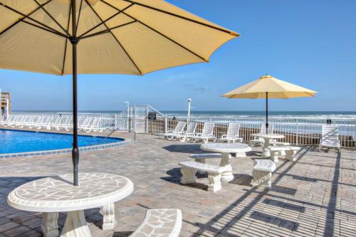 Pirates Cove Condo Unit #417