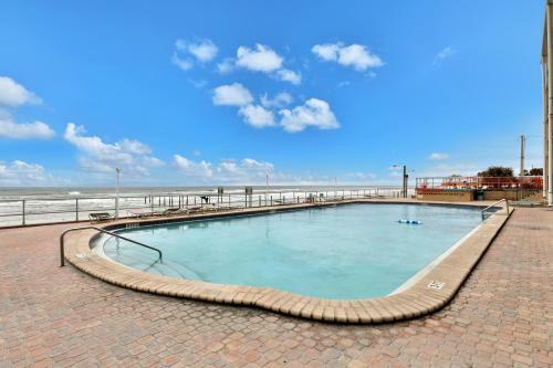 Daytona Inn Unit 227