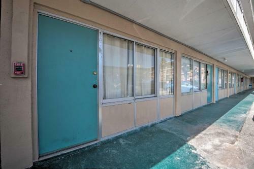 Apartamento Condo With Pool On Daytona Beach, Walk To Dining