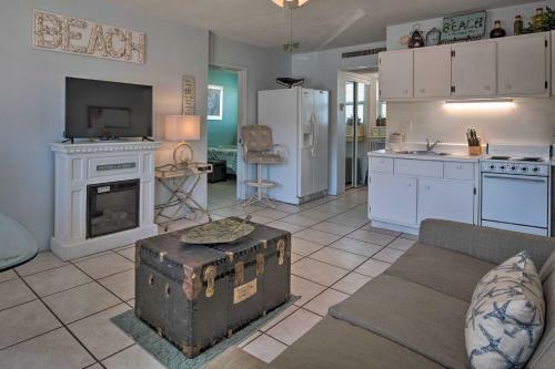 Apartamento Condo With Pool On Daytona Beach, Walk To Dining