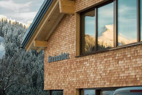 Adler Dam�ls Gasthof Hotel