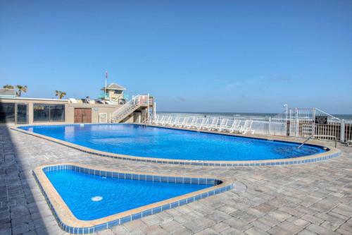Pirates Cove Condo Unit #726