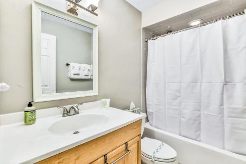 3843 S. Atlantic Ave - Beach Retreat