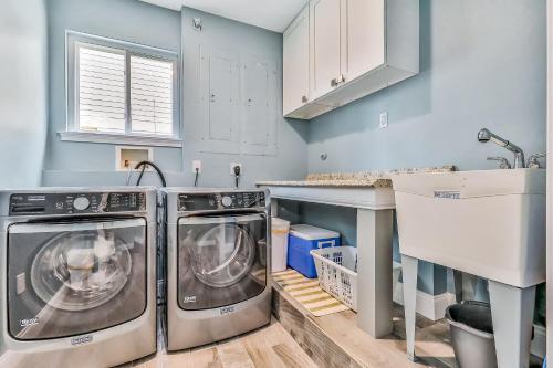 3843 S. Atlantic Ave - Beach Retreat