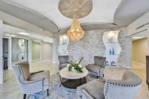 Seychelles - Daytona Beach Condos