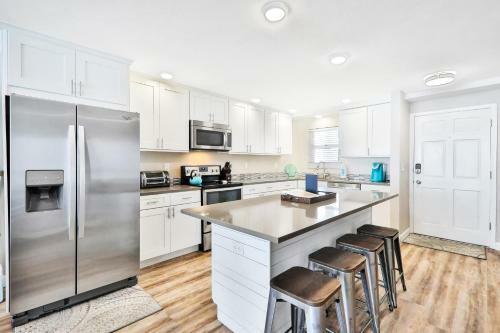 Shores Club - 302