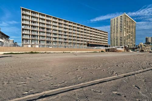 Apartamento Beckys Beach Rental - Oceanfront Daytona Condo!