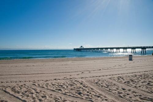 Apartamento Sparkling Getaway - Walk To Deerfield Beach & Eats! Apts