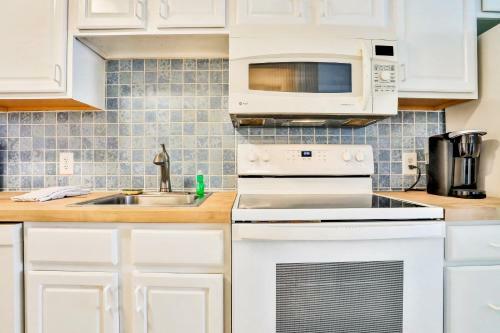 Apartamento Sunshine & Oceanfront Serenity