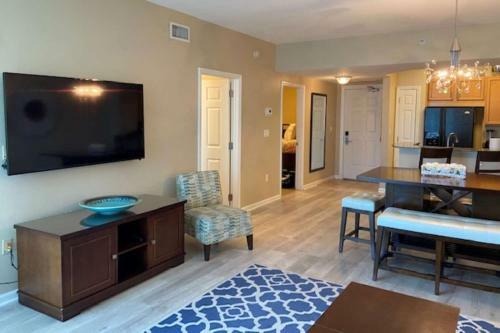 Palms Of Destin 21009- Two Bedroom
