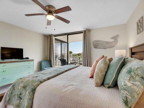 Mainsail Condominium 322