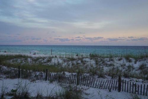 Mainsail Condominium 322