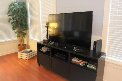 1380 Laurel Grove Home