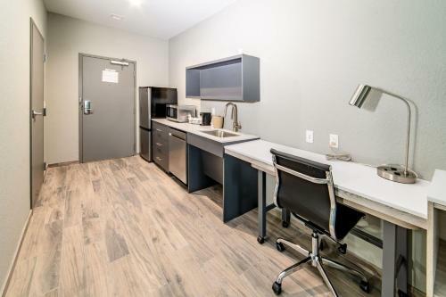 Everglades Adventures Hotel Suites By Ivey House