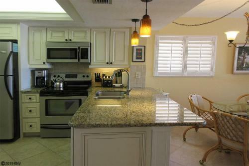 Apartamento Carlos Pointe 421 Condo