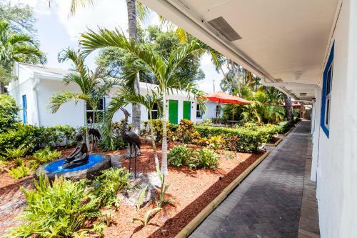 The Lauderdale Boutique Hotel