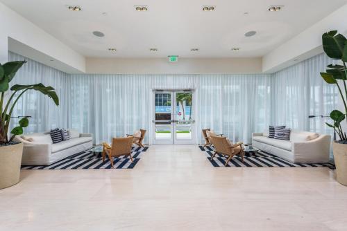 The Tiffany House 815