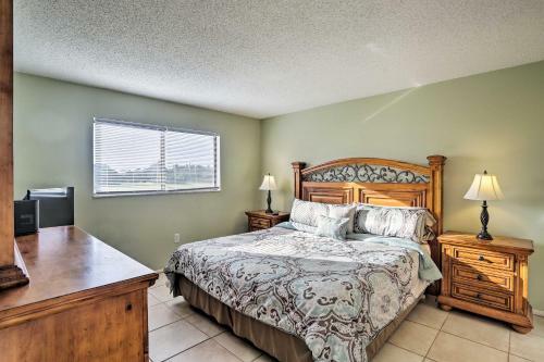 Apartamento Chic Hideaway With Pool 5 Mi To Fort Myers Beach!