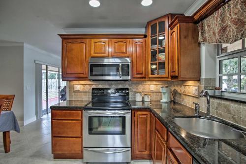 Sleepy River Gem With Pool Less Than 4mi To Lauderdale Beaches