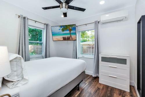 Relaxing Hideaway House- 1.5 Miles To Las Olas & Beach