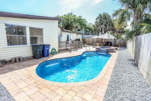 201 Delmar Mangrove Breeze B