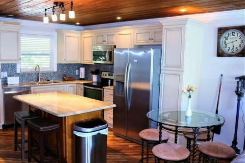 4431 Estero Blvd By Coastal Vacation Properties