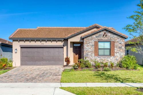 172 Balmoral